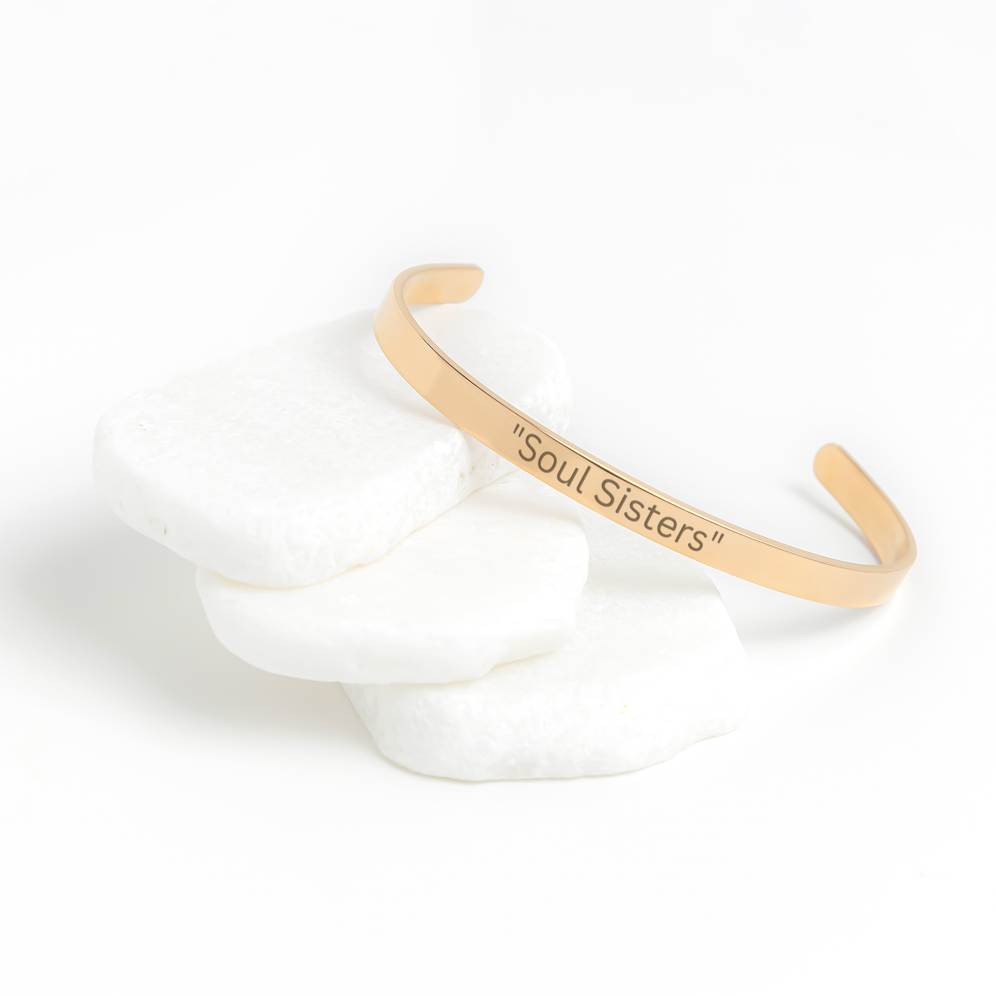 Custom_Friendship_Cuff_Bracelet__Soul_Rose_Gold_Lifestyle_02_Mockup.png
