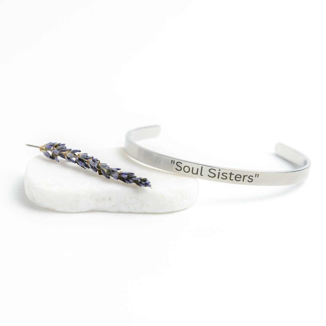 Custom_Friendship_Cuff_Bracelet__Soul_Silver_Lifestyle_03_Mockup.png
