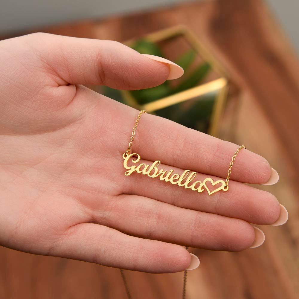 Personalized Heart Name Necklace for Best Friend – A Cherished Gift